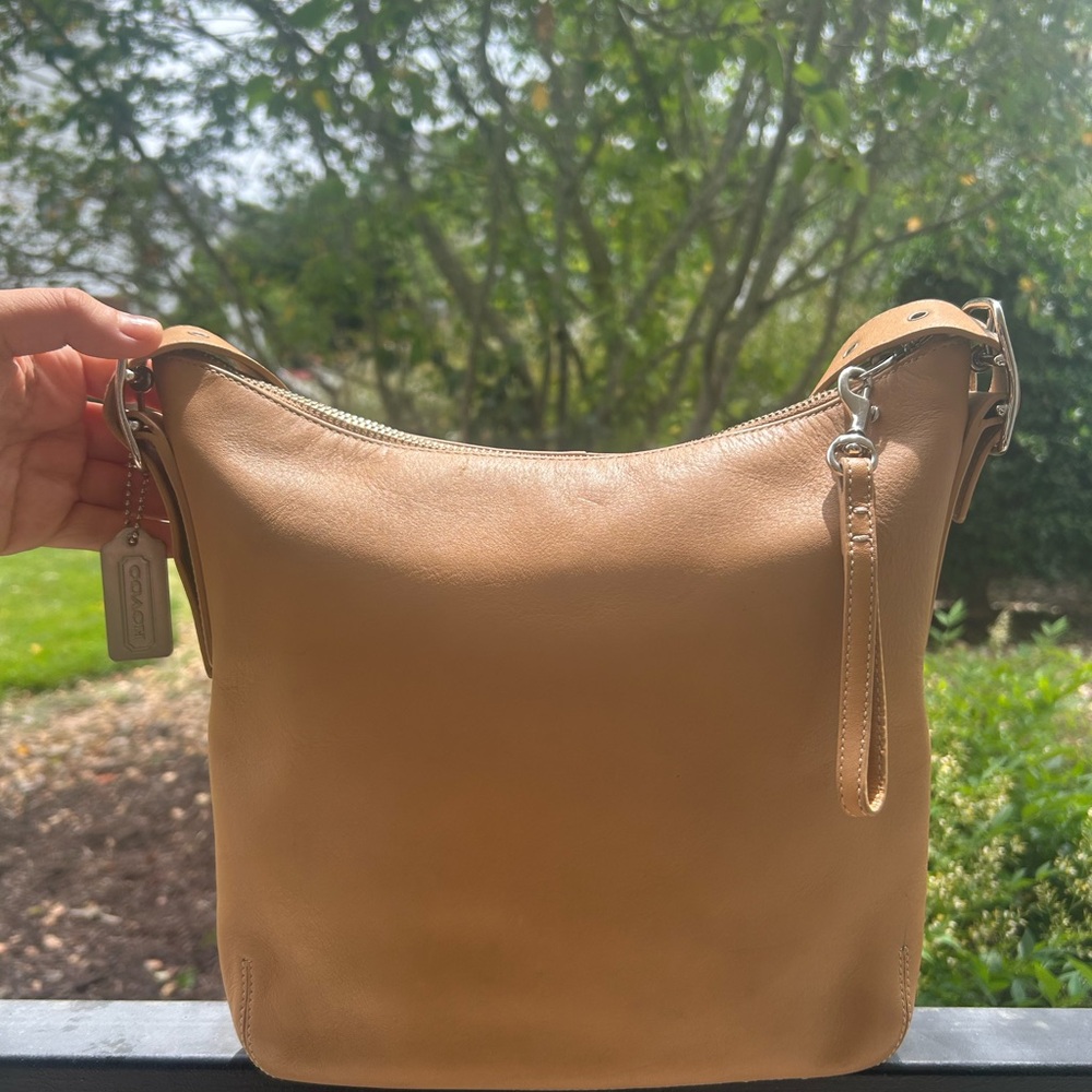 Vintage Coach Legacy Duffle Shoulder Bag Leather Camel